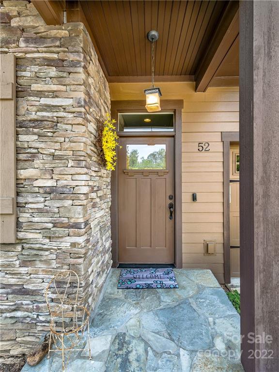 Property image 4 at 52 Meadow Village Lane, Asheville, NC 28803