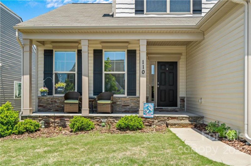 Property image 2 at 110 Lantern Acres Drive, Mooresville, NC 28115