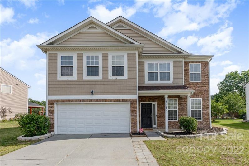 13704 Stringfellow Lane