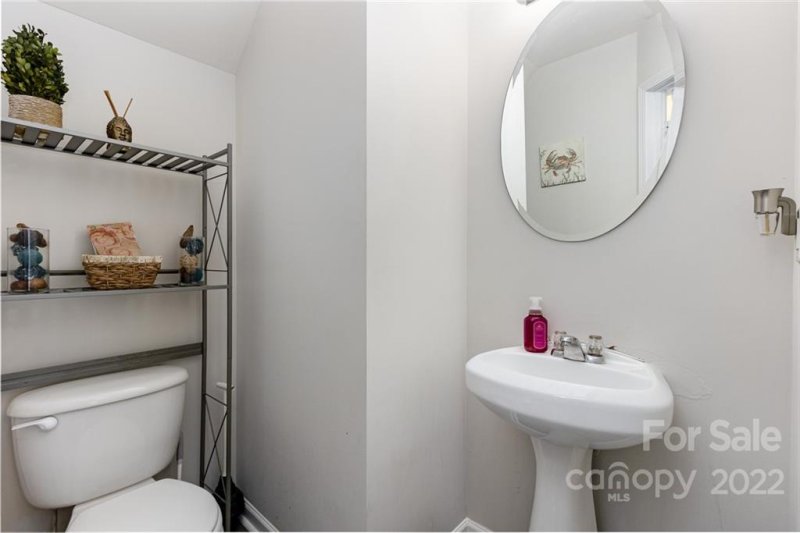 Property image 4 at 13704 Stringfellow Lane, Charlotte, NC 28278