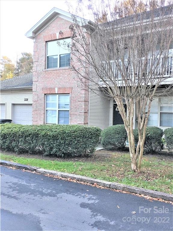 Property image 2 at 6420 Quarterbridge Lane, Charlotte, NC 28262