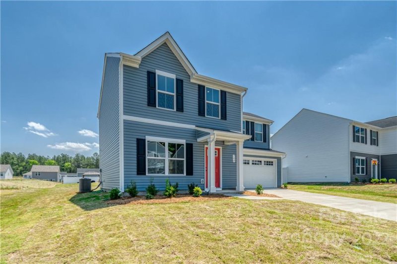 Property image 2 at 704 Pointe Andrews Drive, Concord, NC 28025