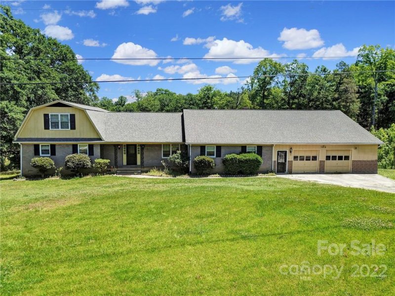 1010 Belmar Lane