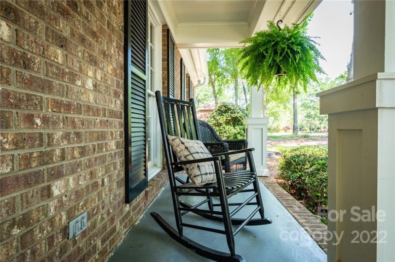 Property image 2 at 3807 Meadowridge Drive, Charlotte, NC 28226