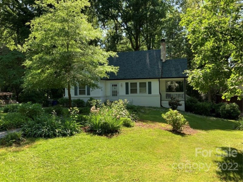 Property image 3 at 415 2nd Avenue, Conover, NC 28613