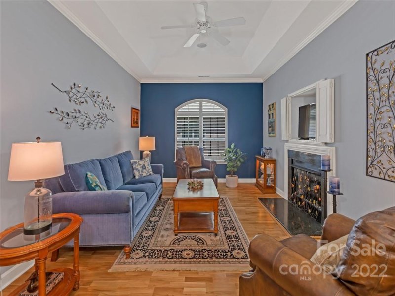 Property image 4 at 29 Victoria Park Drive, Hendersonville, NC 28792