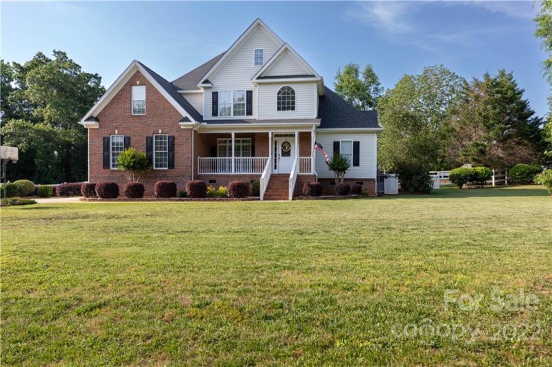 918 Gristmill Drive