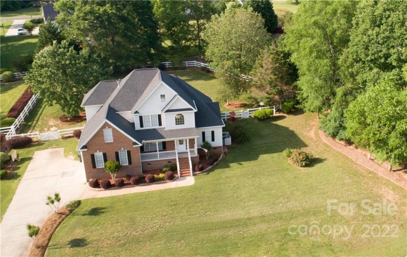 Property image 2 at 918 Gristmill Drive, Rock Hill, SC 29732