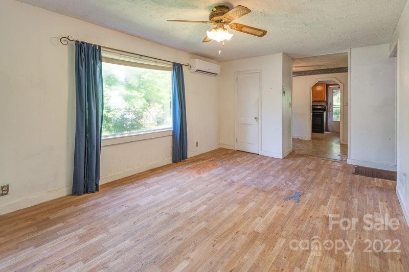 Property image 5 at 290 Hillside Street, Asheville, NC 28801