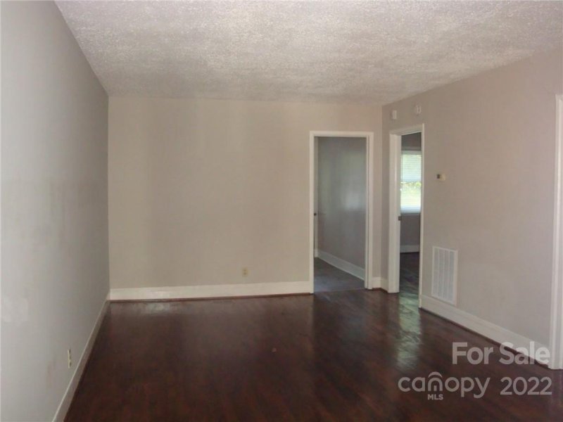 Property image 2 at 3435 Byrnes Street, Charlotte, NC 28205