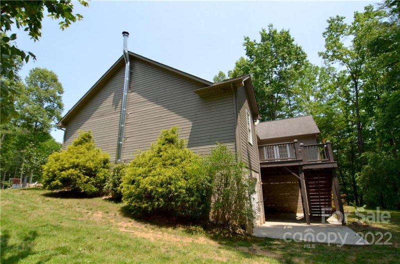 Property image 5 at 5672 Fletcher Mountain Lane, Collettsville, NC 28611