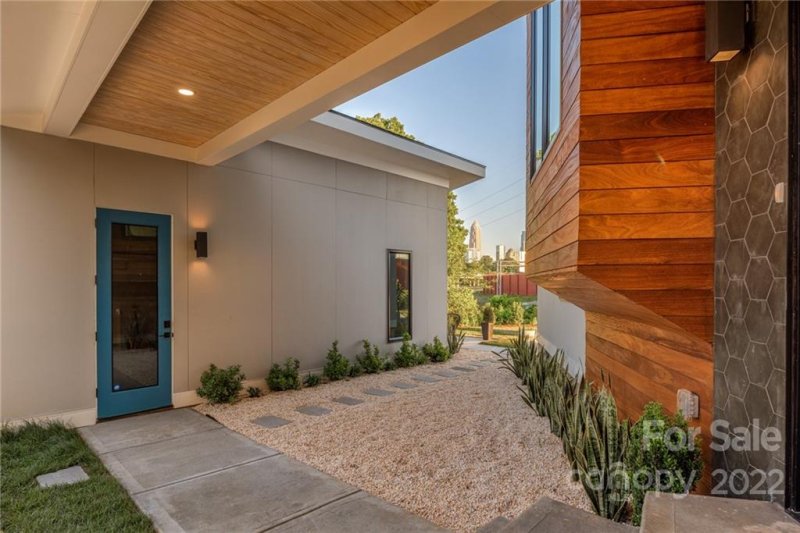 Property image 2 at 1335 Burton Street, Charlotte, NC 28206