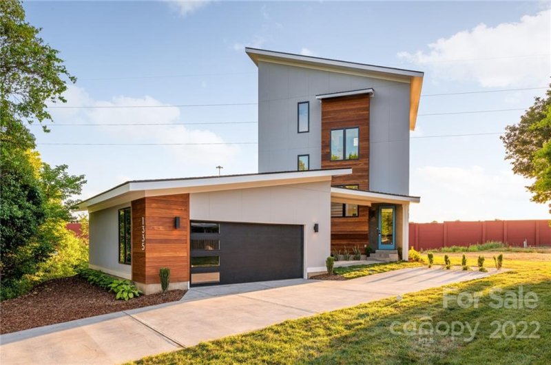 Property image 4 at 1335 Burton Street, Charlotte, NC 28206