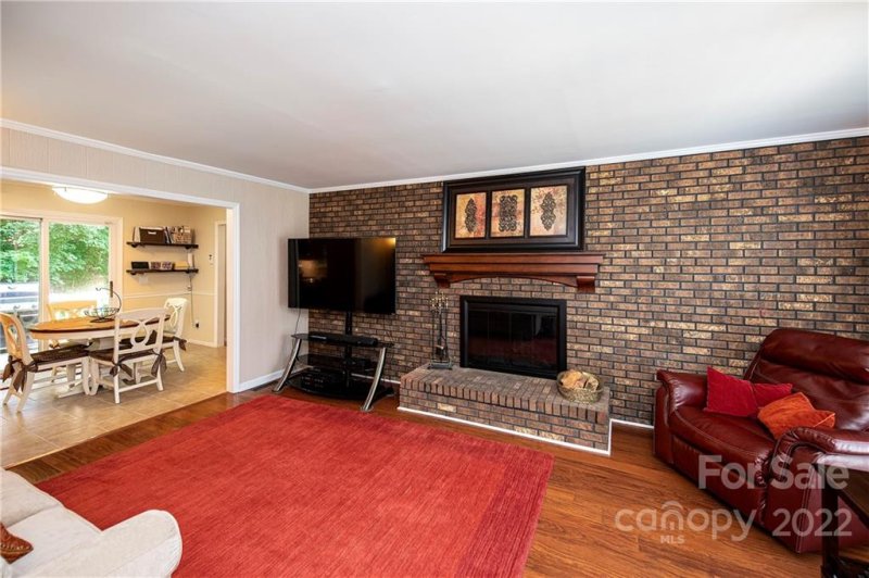 Property image 5 at 417 Beverly Circle, Charlotte, NC 28270