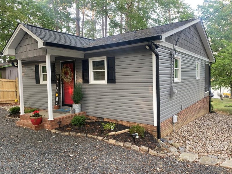 Property image 2 at 366 Springwood Drive, Mount Gilead, NC 27306