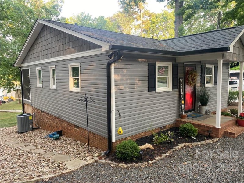 Property image 3 at 366 Springwood Drive, Mount Gilead, NC 27306