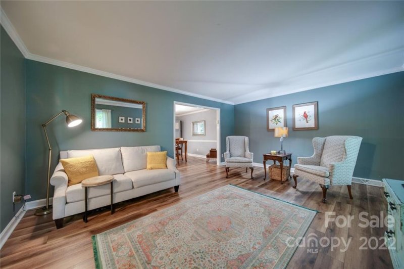 Property image 3 at 10312 Woodview Circle, Charlotte, NC 28277