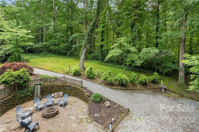 Property image 4 at 5 Mayfair Drive, Candler, NC 28715