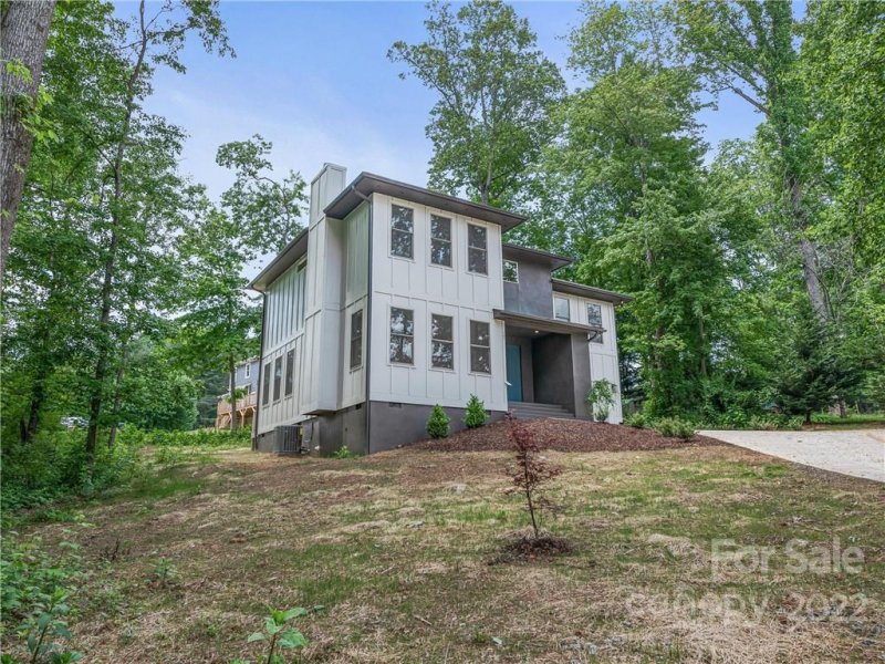 Property image 3 at 21 Copper Mill Court, Candler, NC 28715