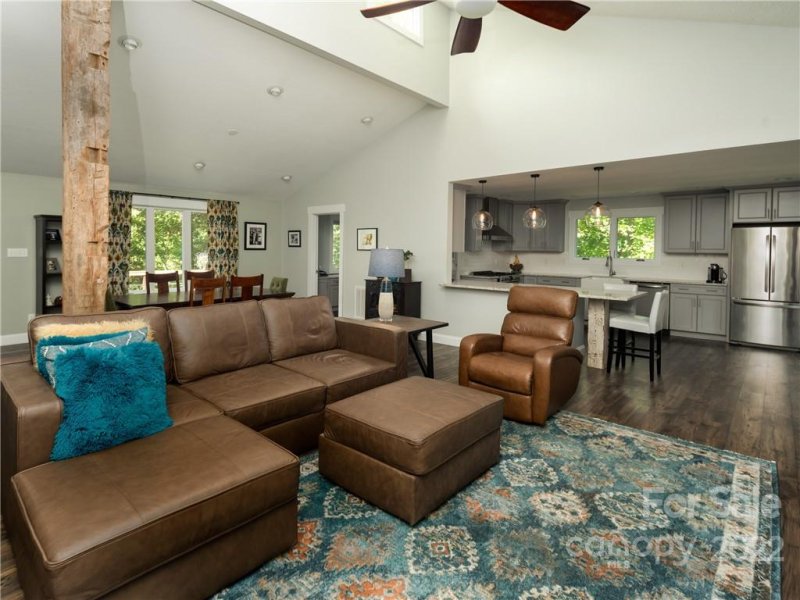 Property image 3 at 64 Ballantree Drive, Asheville, NC 28803