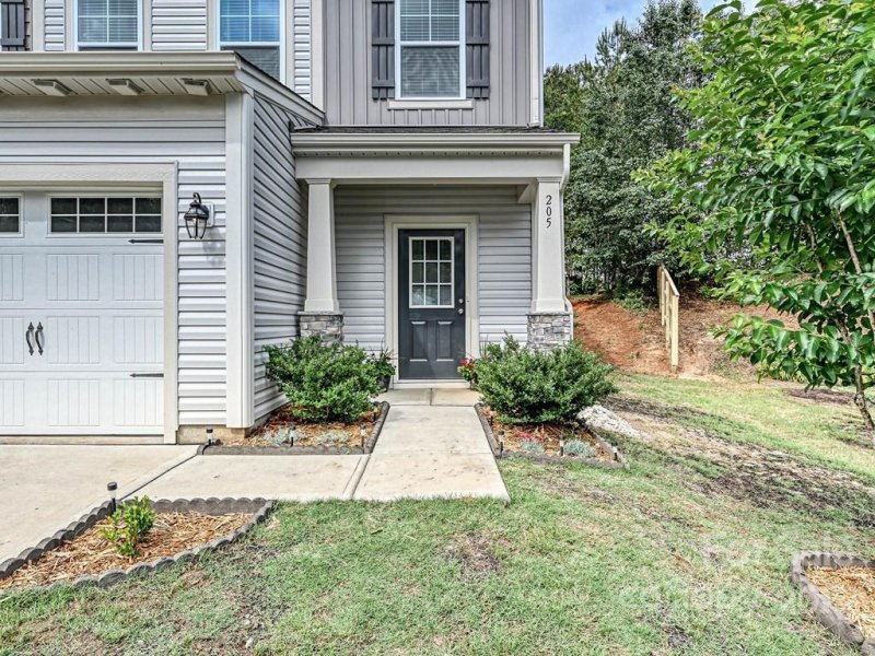 Property image 2 at 205 Makayla Court, Fort Mill, SC 29715