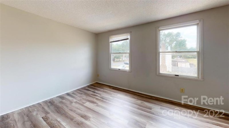 Property image 3 at 7611 Holly Grove Court, Charlotte, NC 28227