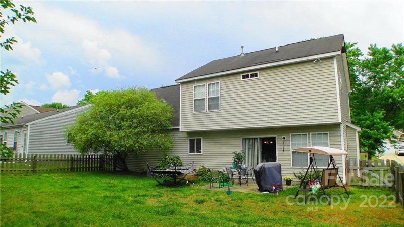 Property image 2 at 4979 Astonshire Lane, Concord, NC 28027