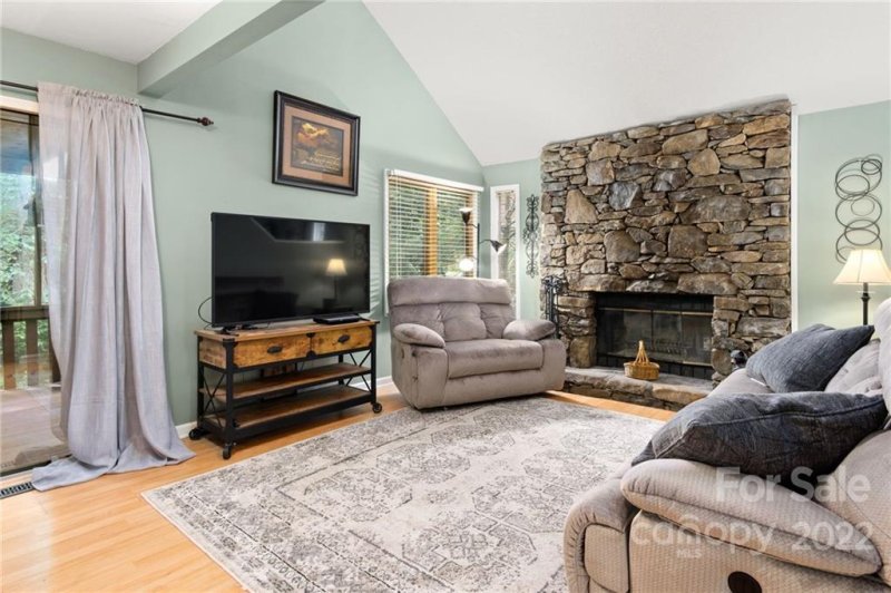 Property image 4 at 107 N Garden Court, Fletcher, NC 28732