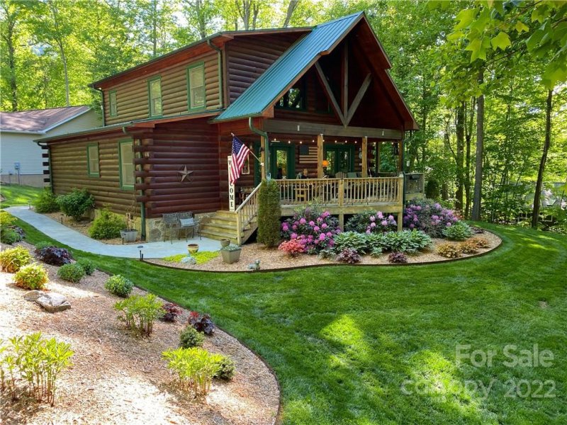 676 Henry Dingus Way