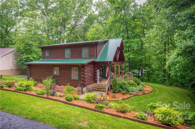 Property image 3 at 676 Henry Dingus Way, Maggie Valley, NC 28751