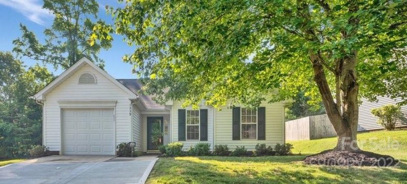 1339 Long Grass Court