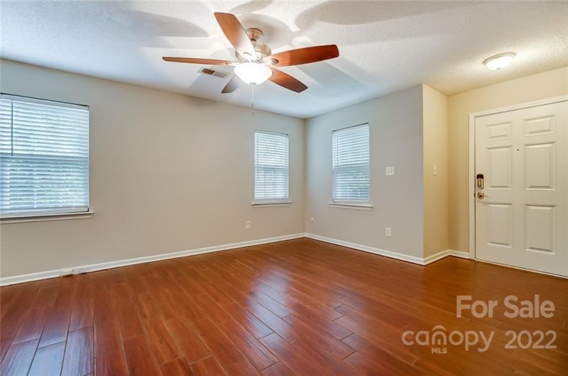 Property image 3 at 5820 Lawnmeadow Drive, Charlotte, NC 28216