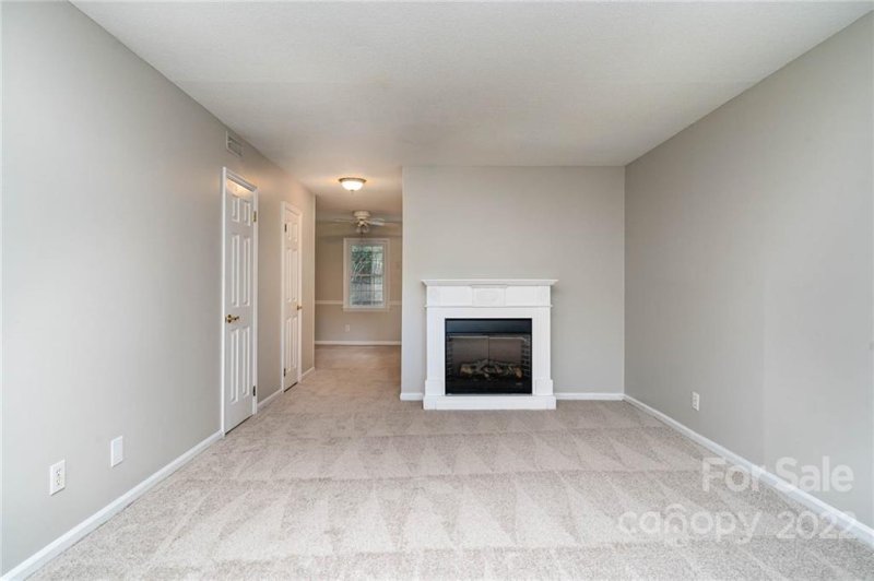 Property image 3 at 911 Nottingham Drive, Gastonia, NC 28054
