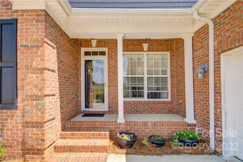 Property image 4 at 7824 St Andrews Lane, Stanley, NC 28164