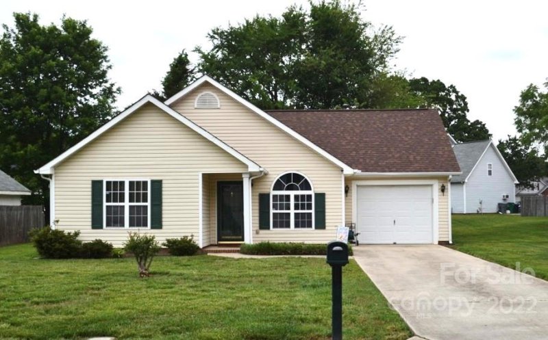 7910 Bella Vista Court