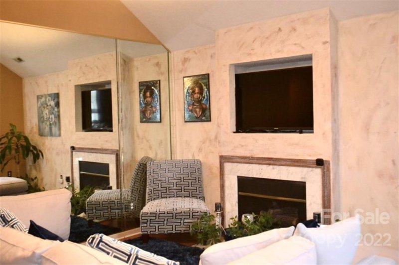 Property image 5 at 7910 Bella Vista Court, Charlotte, NC 28216