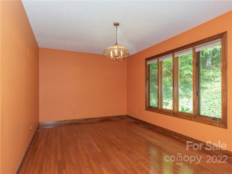 Property image 4 at 134 Eastmoor Drive, Asheville, NC 28805