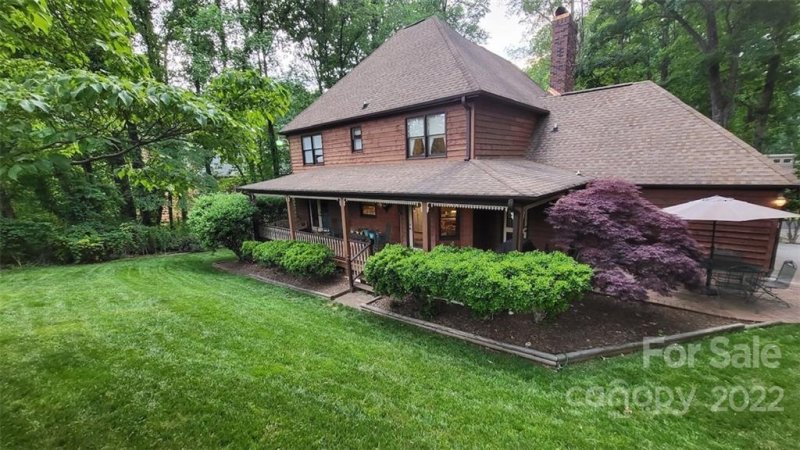 Property image 2 at 506 6th Avenue, Conover, NC 28613