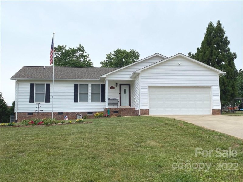 1599 Farmington Hills Drive