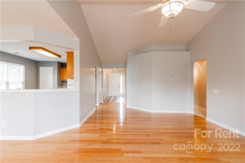 Property image 5 at 10309 Bearwallow Court, Charlotte, NC 28213