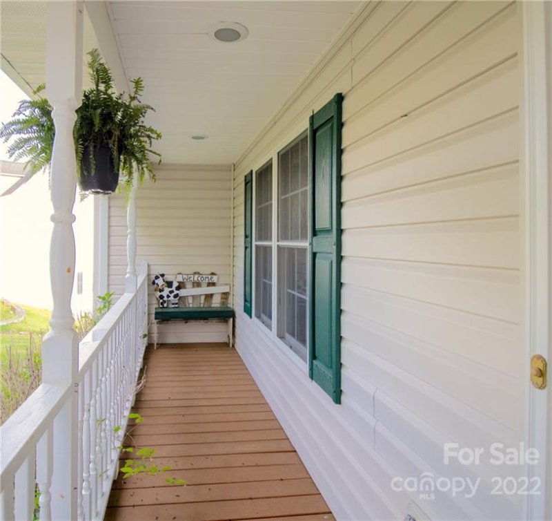 Property image 2 at 102 Ridge Brook Drive, Weaverville, NC 28787