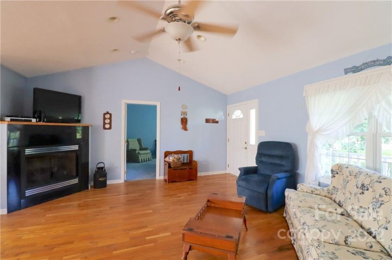 Property image 4 at 102 Ridge Brook Drive, Weaverville, NC 28787