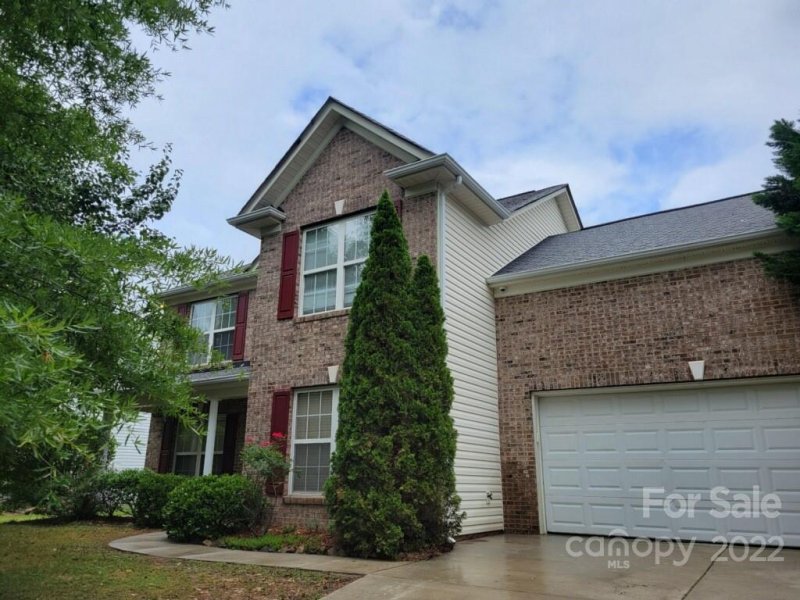 Property image 2 at 2027 Makin Drive, Indian Trail, NC 28079