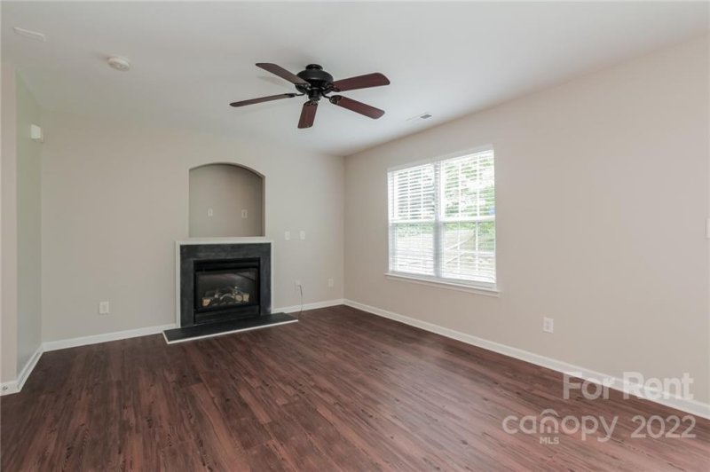 Property image 2 at 5018 Elizabeth Road, Charlotte, NC 28269