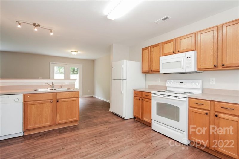 Property image 4 at 5018 Elizabeth Road, Charlotte, NC 28269