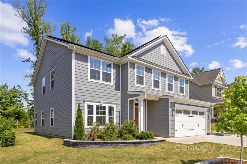 Property image 2 at 10386 Paper Birch Drive, Charlotte, NC 28215