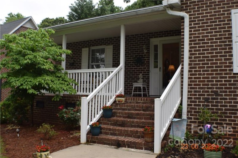 Property image 3 at 302 Eastwood Drive, Salisbury, NC 28146