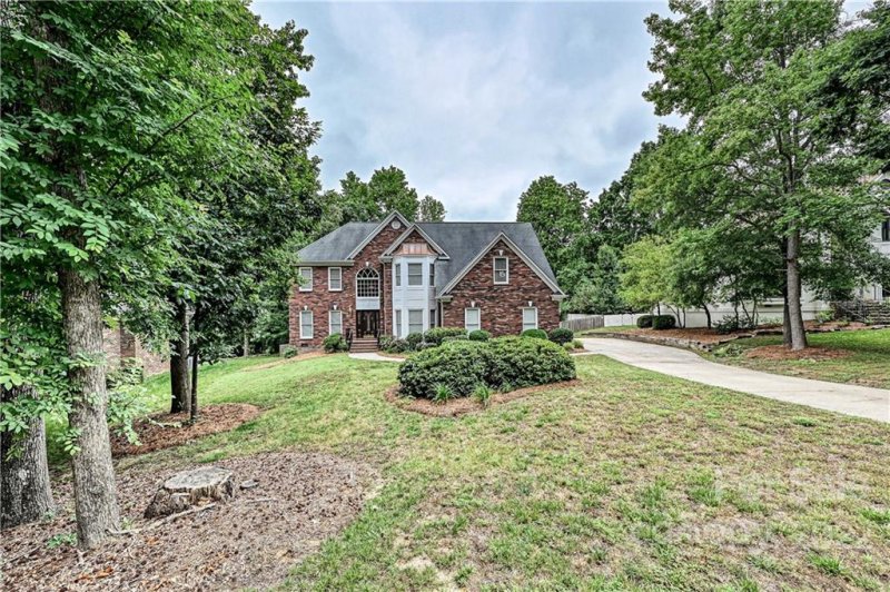 Property image 3 at 9528 Millen Drive, Harrisburg, NC 28075