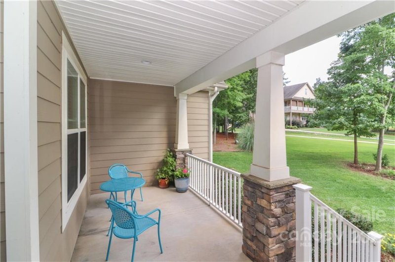 Property image 2 at 121 Skipjack Point Court, Mooresville, NC 28117