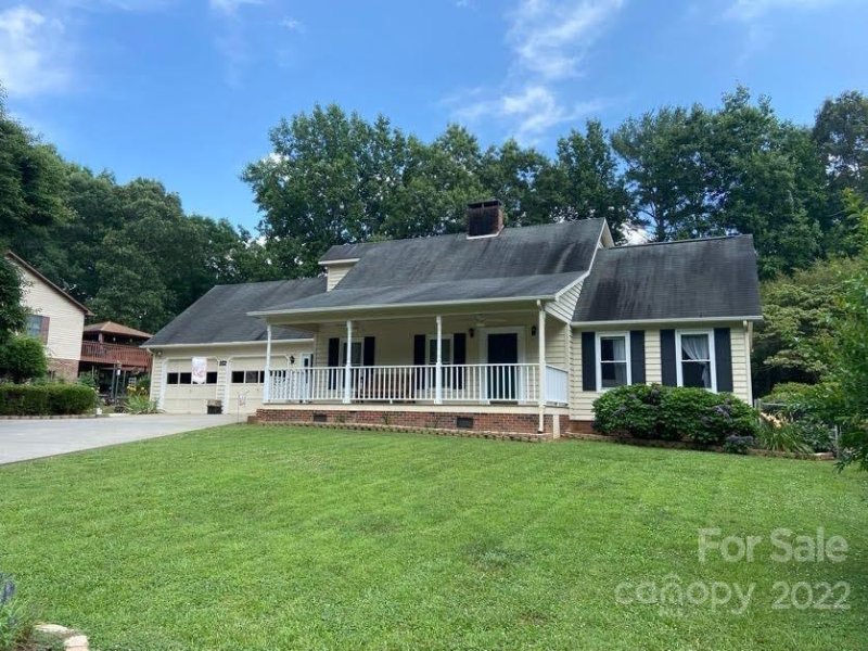 Property image 2 at 102 Wildwood Drive, Morganton, NC 28655